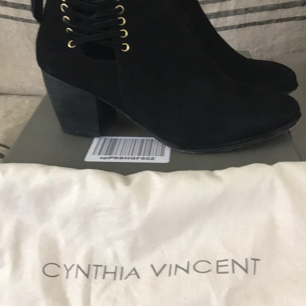 Cynthia Vincent Black Suede Lace-up Booties-Gold Hardware - Picture 2 of 7